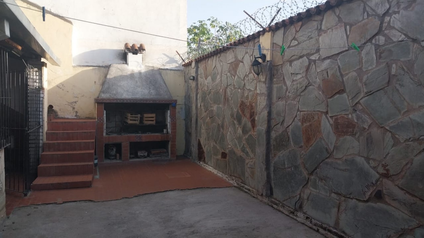 CASA EN VENTA COSNTITUCION AL 400