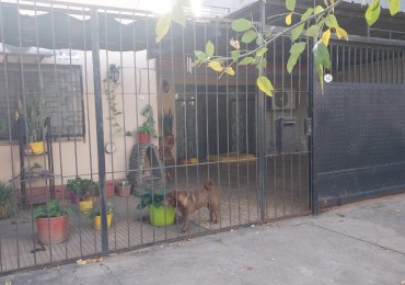 CASA EN VENTA COSNTITUCION AL 400